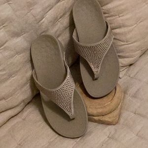 Vionic Rhinestone Sandal